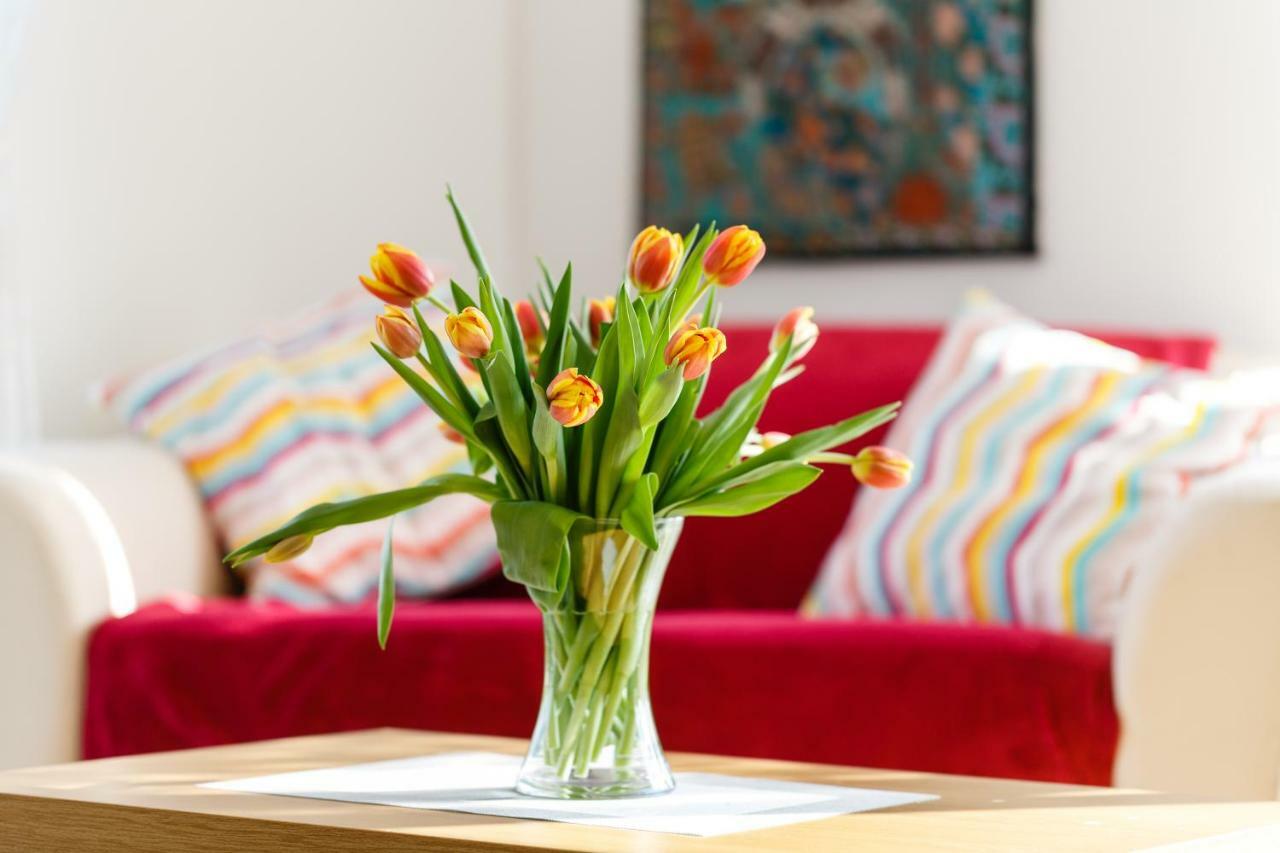 Contemporary Trumpington Apartment With Self Check-In ,Free On-Site Parking, Terrace, Super Fast Wifi & 5 Mins Drive To Papworth & Addenbrookes Hospitals 剑桥 外观 照片